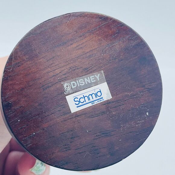 Vintage Disney Mickey Mouse Mounted Ceramic Figure Schmid w Christmas Wreath - Picture 5 of 7